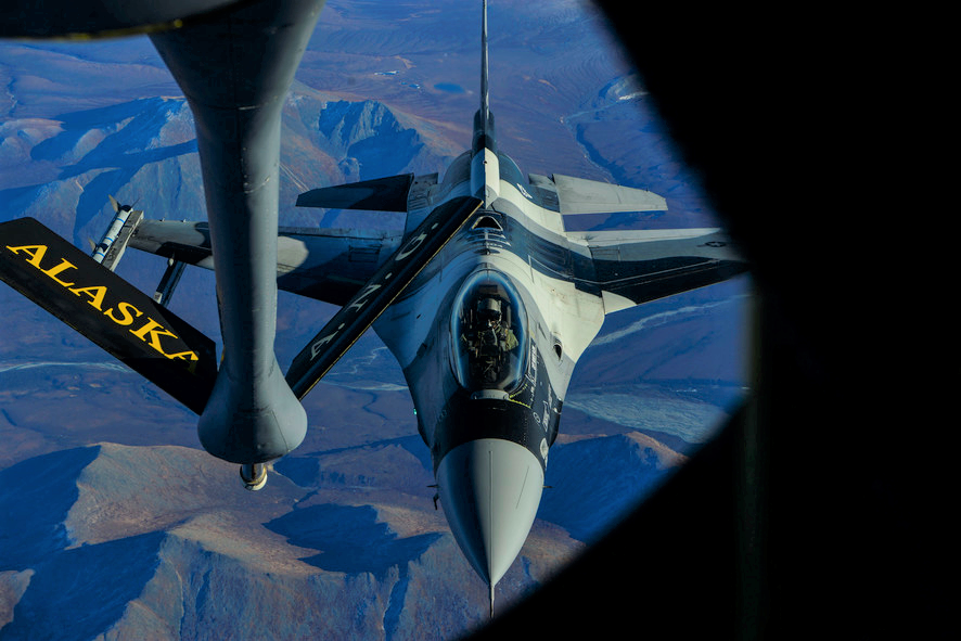 F16 being refueled midair