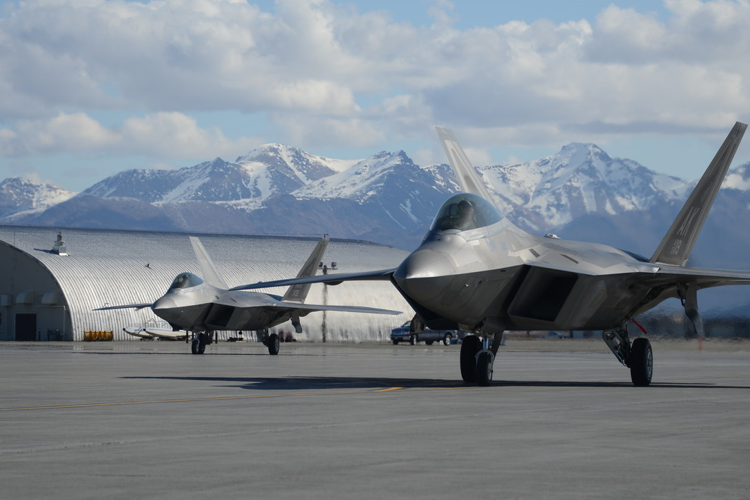 F22 raptors