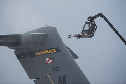 De-icing a plane