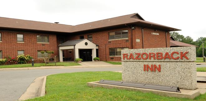 Razorback Inn Lodging 