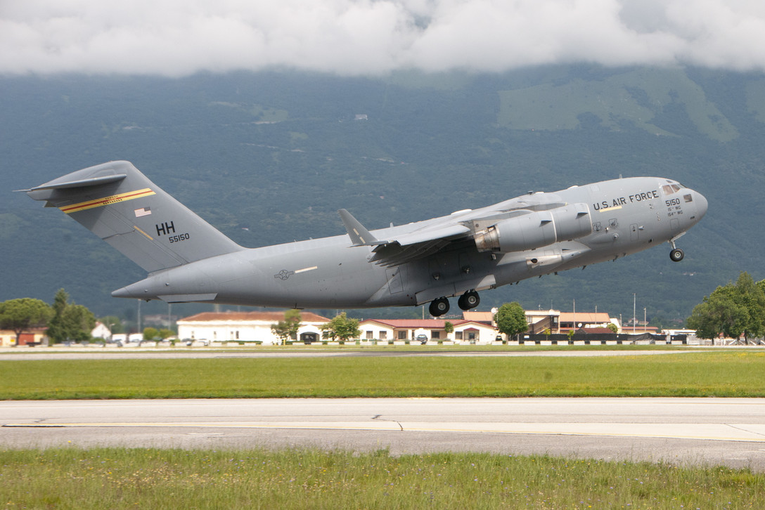 c141 on takeoff roll