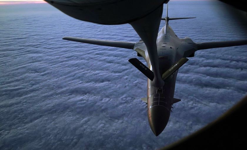 914th ARW refueling a B1 Bomber